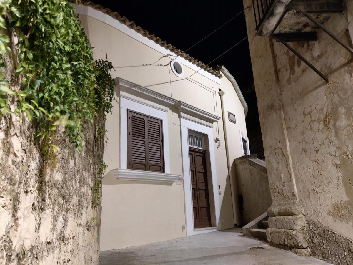 莫迪卡Casa Mavi Limite Delle Due Matrici别墅 外观 照片